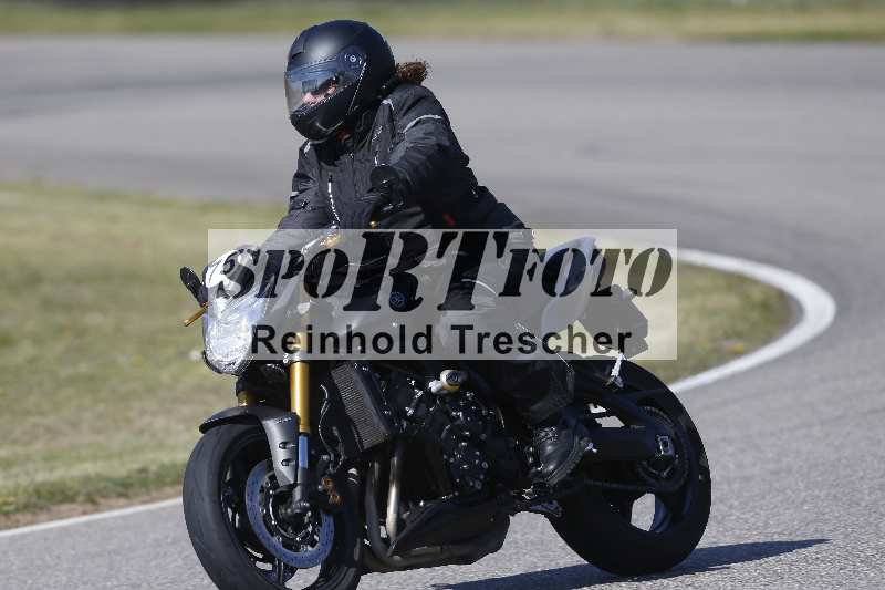 /01 02.04.2026 MAZ ADR/Gruppe gelb Gruppe gruen/75